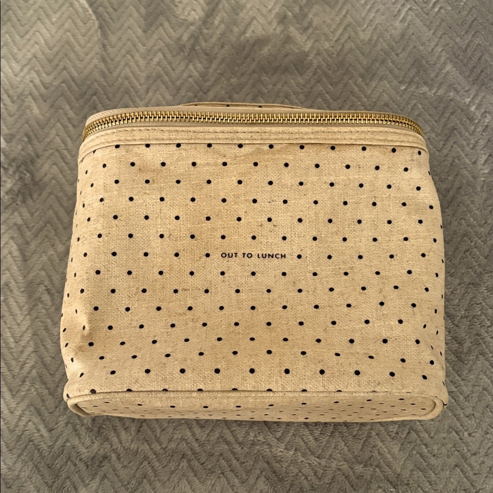 Kate Spade Out To Lunch Neutral Color Polka Dot LunchBox Lunch Bag Top Handle